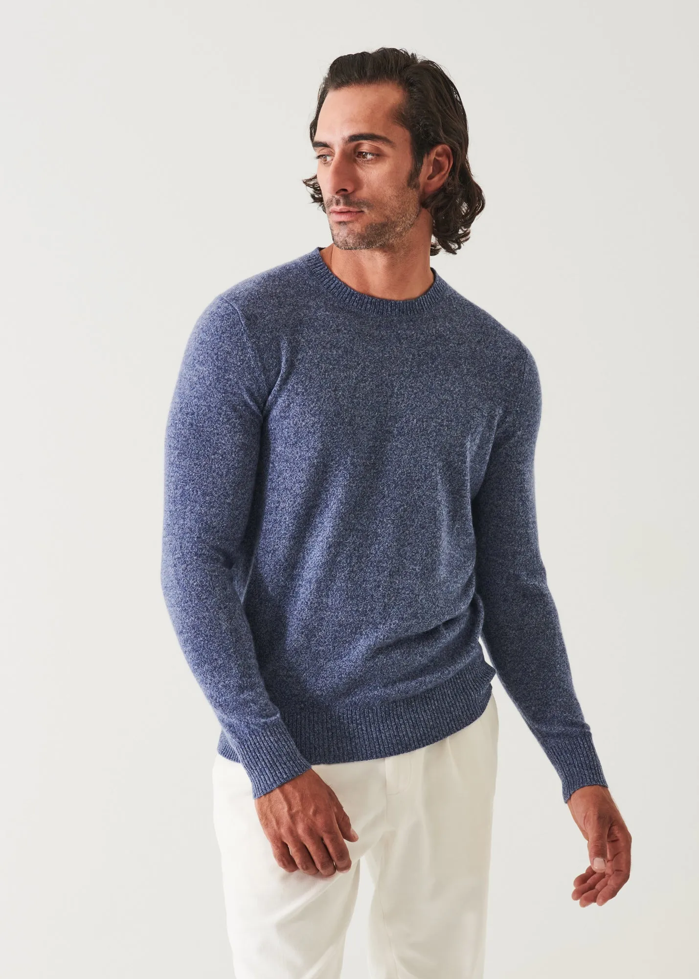 CASHMERE CREWNECK